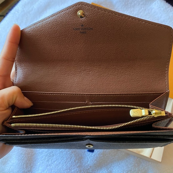 Used wallet Sarah Louis Vuitton - Picture 2 of 9